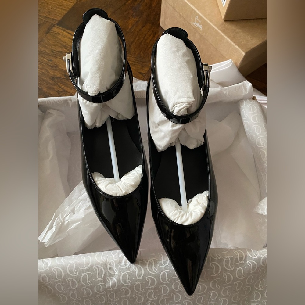 Christian Louboutin Lock Ballerina Flats, Patent, Black, 36.5 - Picture 10 of 11